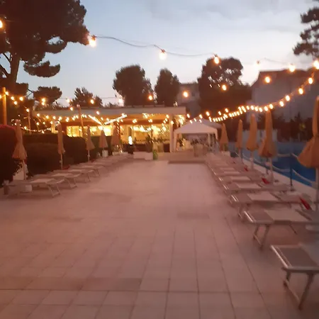La Casa Del Sole A Due Passi Dal Mare Апартаменты *